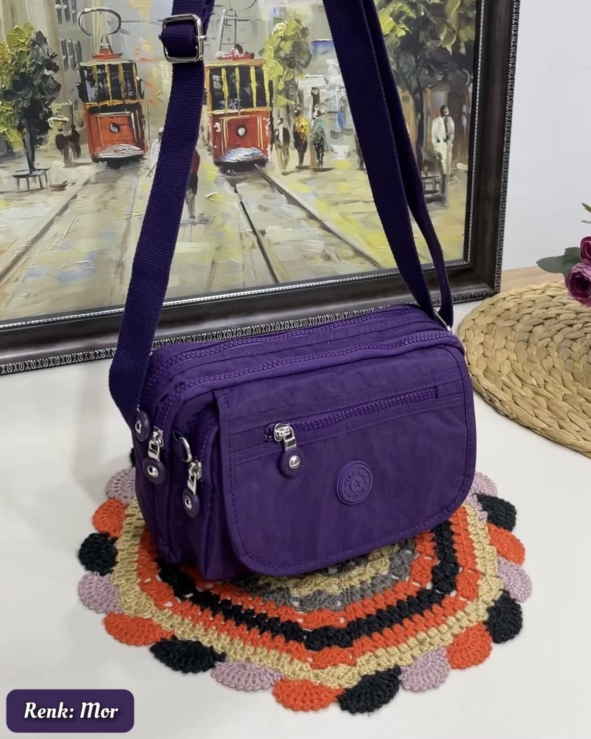 Garsia 8 Bölmeli Kapaklı Çapraz Kadın Çantası