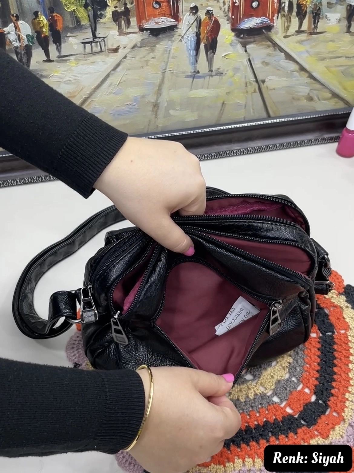 Sezen 6 Bölmeli Çapraz Kadın Çantası